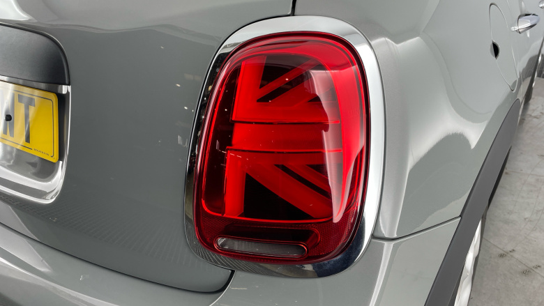 MINI Hatchback 1.5 One Classic 5dr Petrol Hatchback